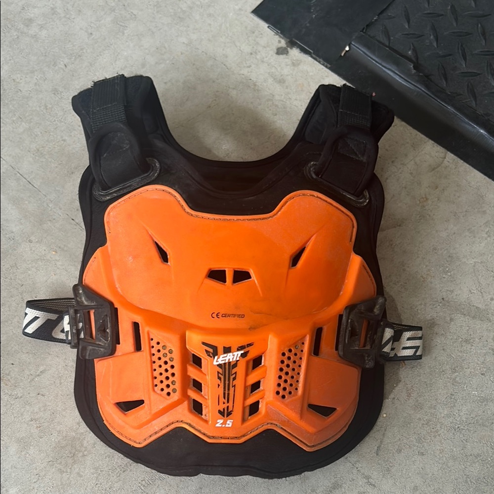 Leatt 2.5 Orange and Black Chest Protector